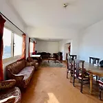 Sunny Central Room Besides Auc Downtown