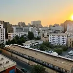 Sunny Central Room Besides Auc Downtown