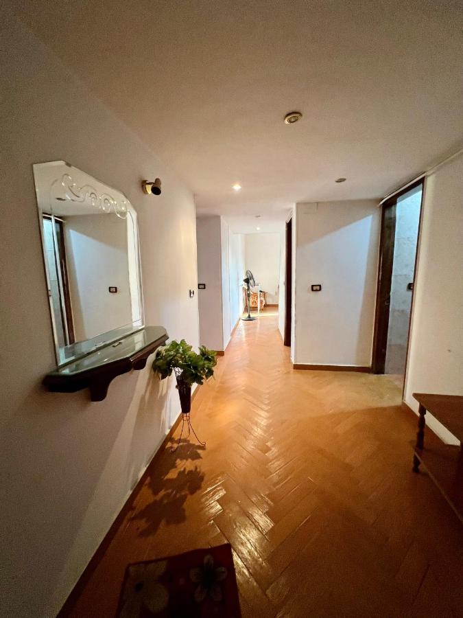 Guest house Sunny Besides Auc Downtown