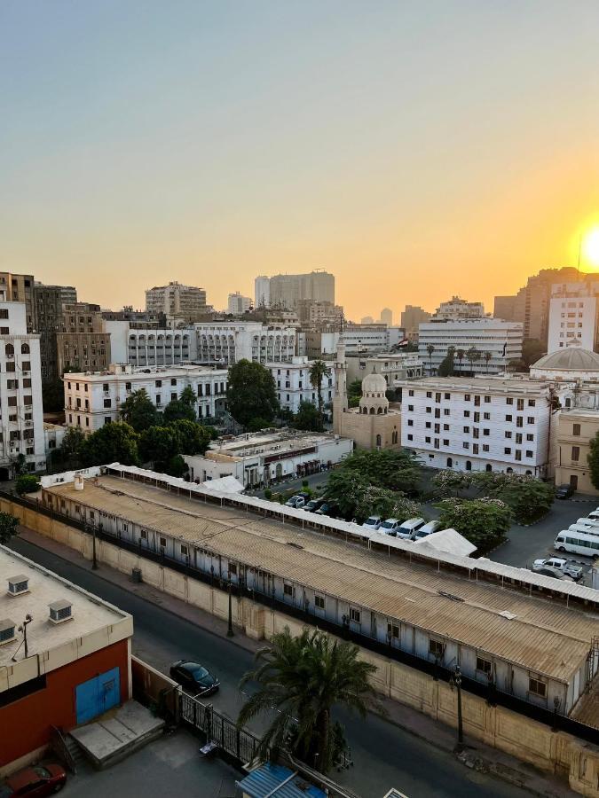 Sunny Besides Auc Downtown *